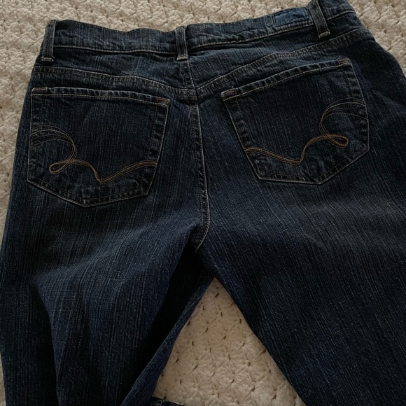 Bandolinoblu Caly Modern Bootcut in size 8. - Picture 2 of 2